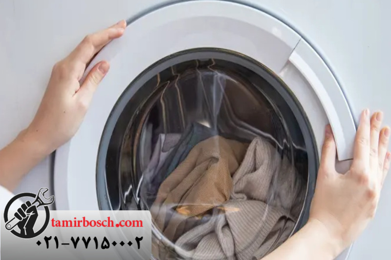 باز کردن درب ماشین لباسشویی بوش در مواقع ضروری 